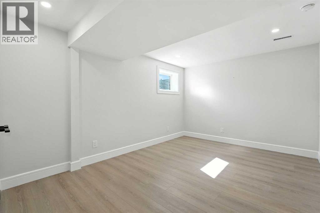 Photo 13 of 227 Parkside Way Se, Calgary AB