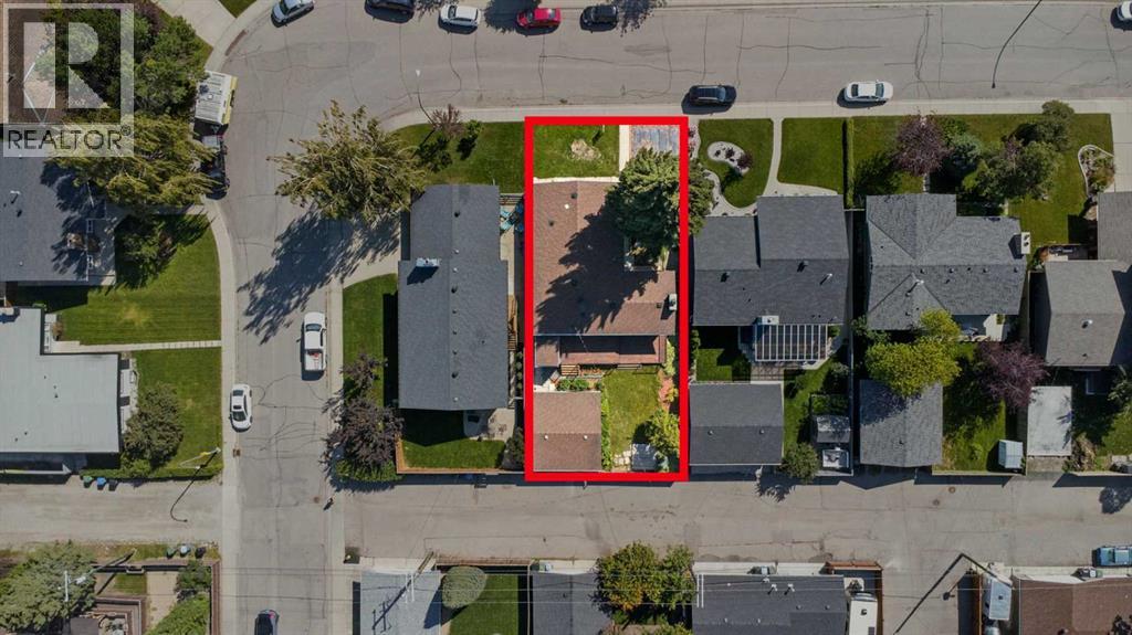 Photo 6 of 227 Parkside Way Se, Calgary AB
