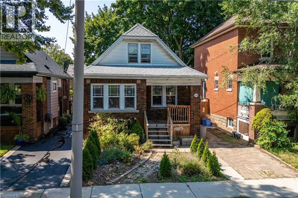 Photo 1 of 228 Province Street S, Hamilton ON