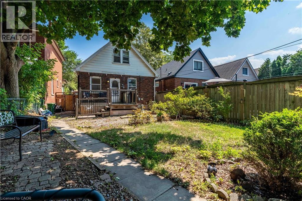 Photo 19 of 228 Province Street S, Hamilton ON