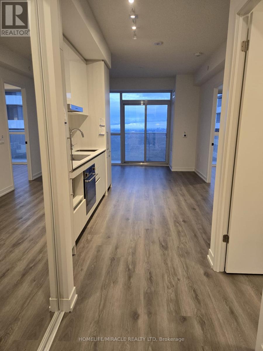 Photo 5 of 5205 225 Commerce Street, Vaughan ON