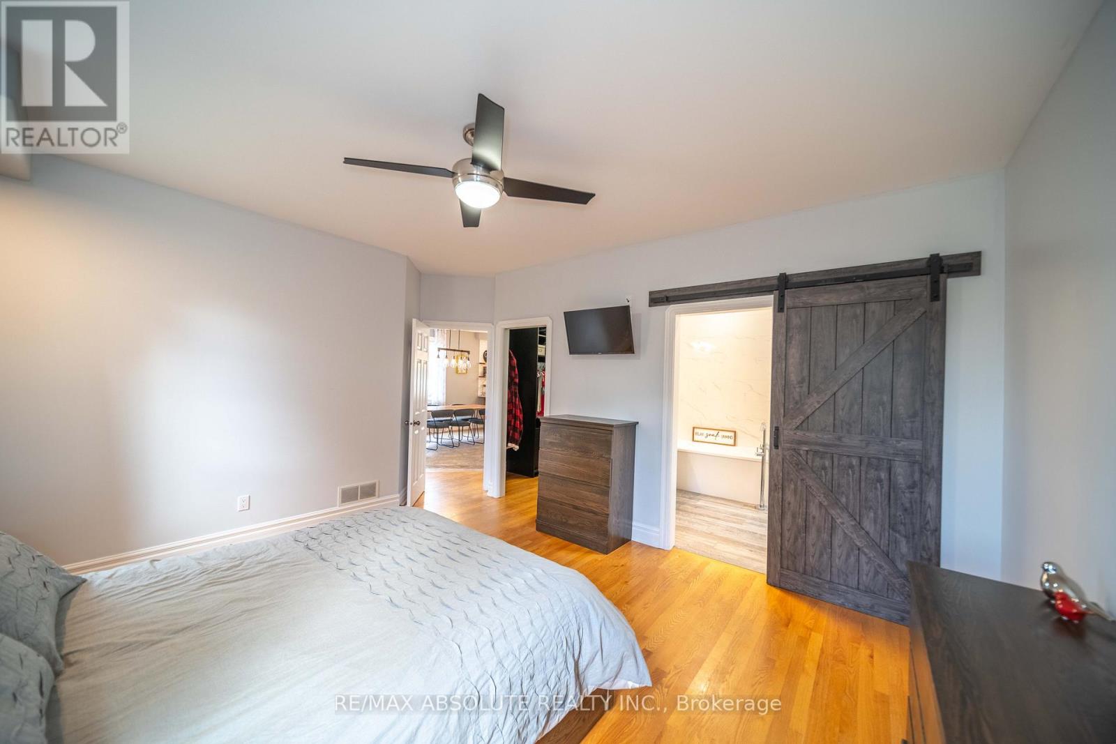 Photo 36 of 735 St Thomas Road, Russell ON