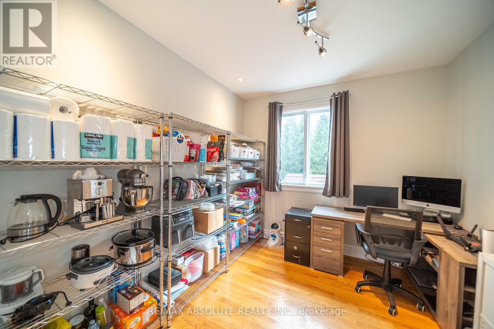 Photo 27 of 735 St Thomas Road, Russell ON