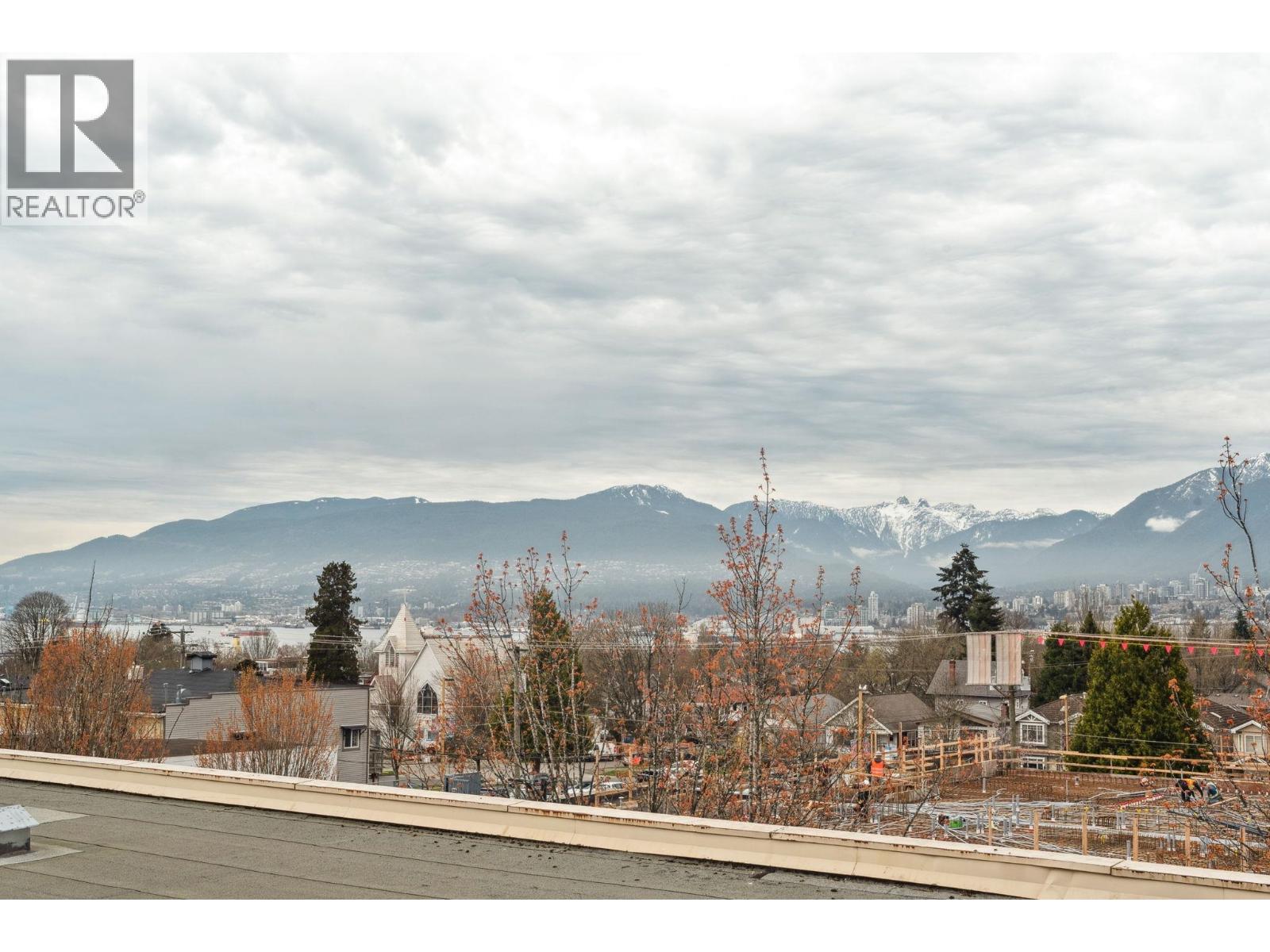Photo 6 of 209 2556 E Hastings Street, Vancouver BC