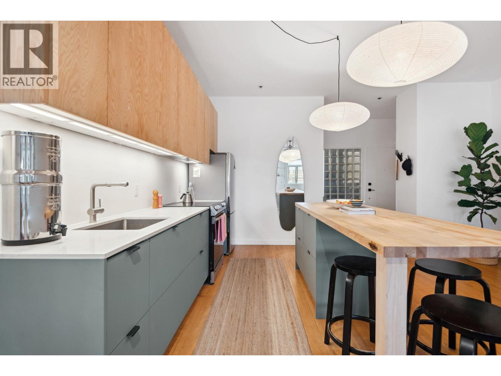 Photo 13 of 209 2556 E Hastings Street, Vancouver BC