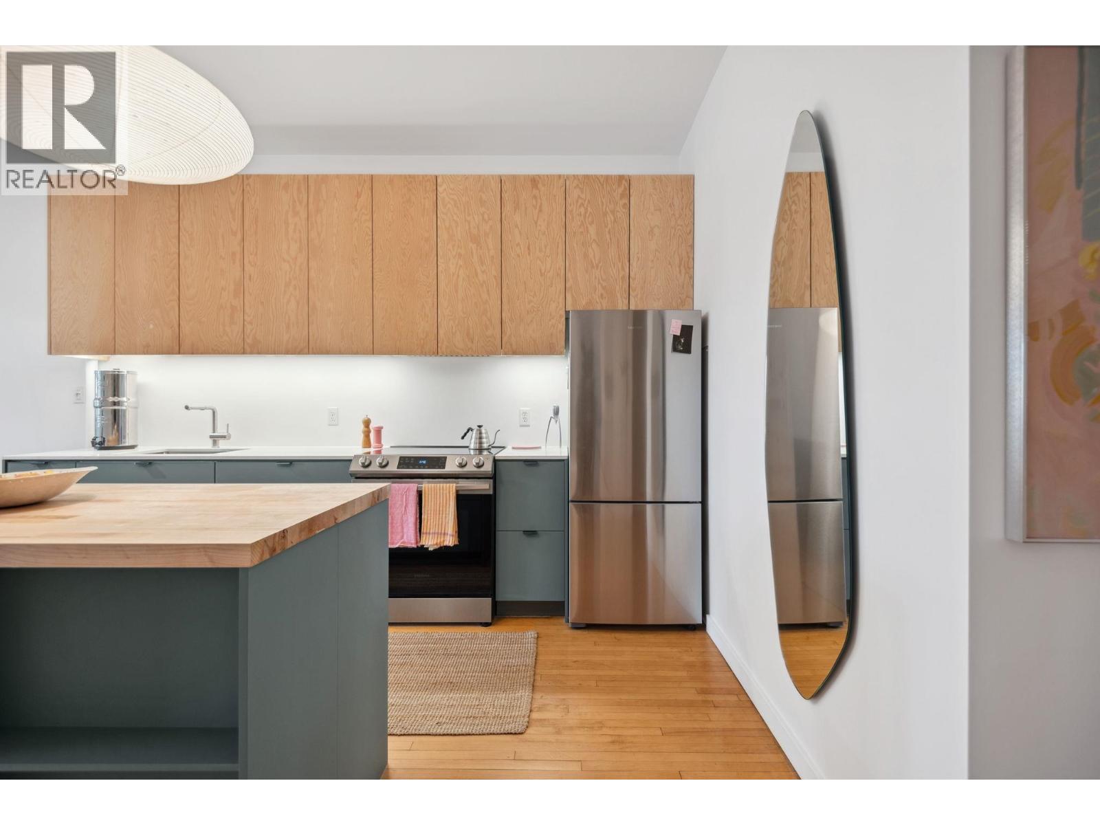 Photo 15 of 209 2556 E Hastings Street, Vancouver BC