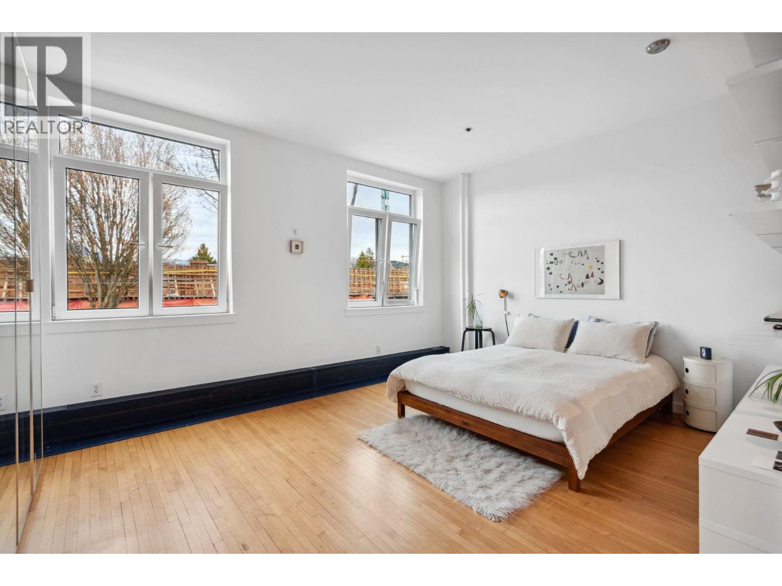 Photo 16 of 209 2556 E Hastings Street, Vancouver BC