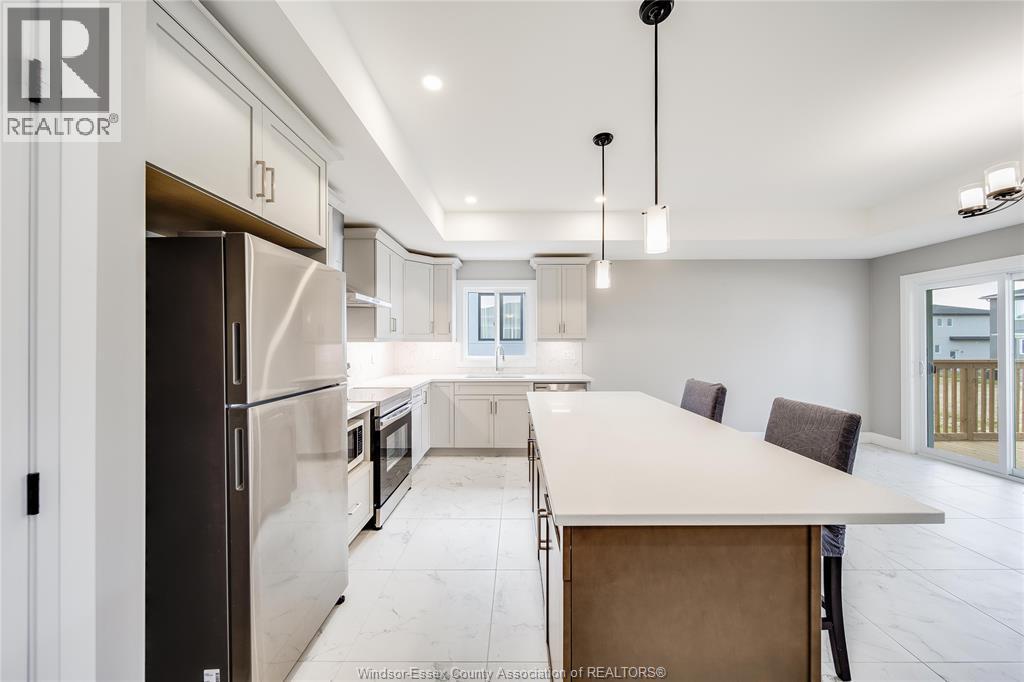 Photo 17 of 4403 Belmont, Comber ON
