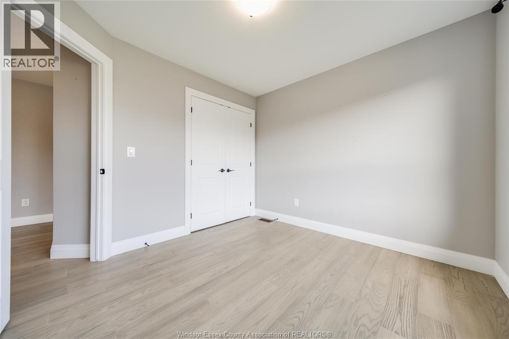 Photo 32 of 4403 Belmont, Comber ON