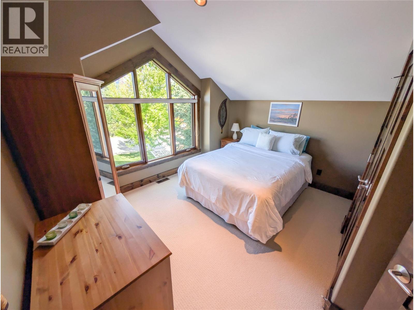 Photo 20 of 2550 Ledgerock Ridge, Invermere BC