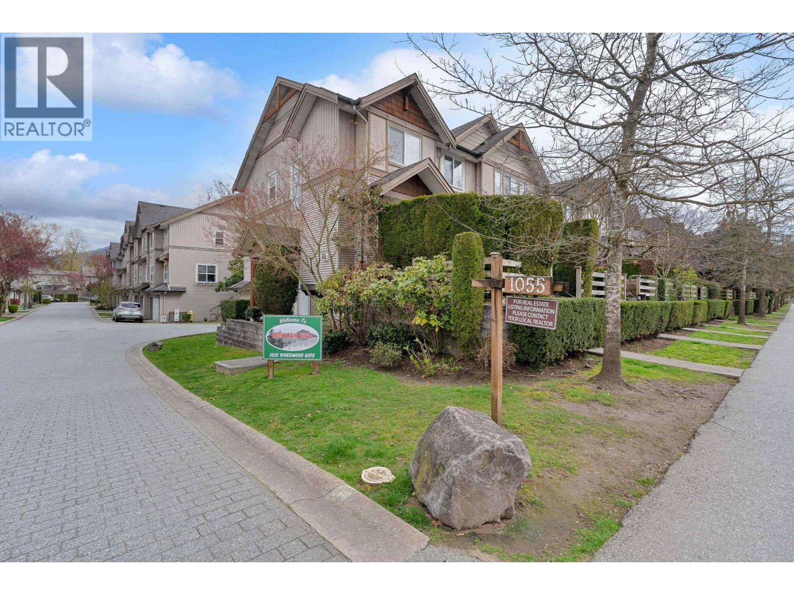 Photo 12 of 12 1055 Riverwood Gate, Port Coquitlam BC