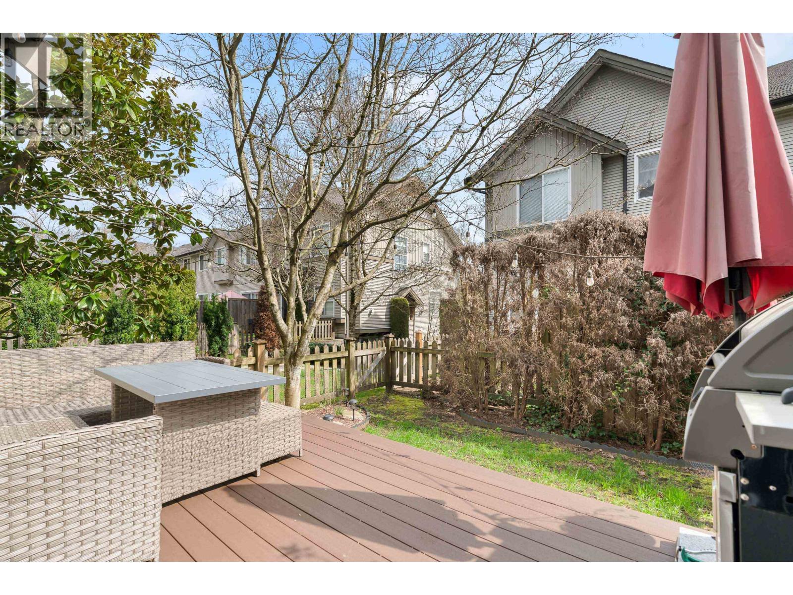 Photo 10 of 12 1055 Riverwood Gate, Port Coquitlam BC