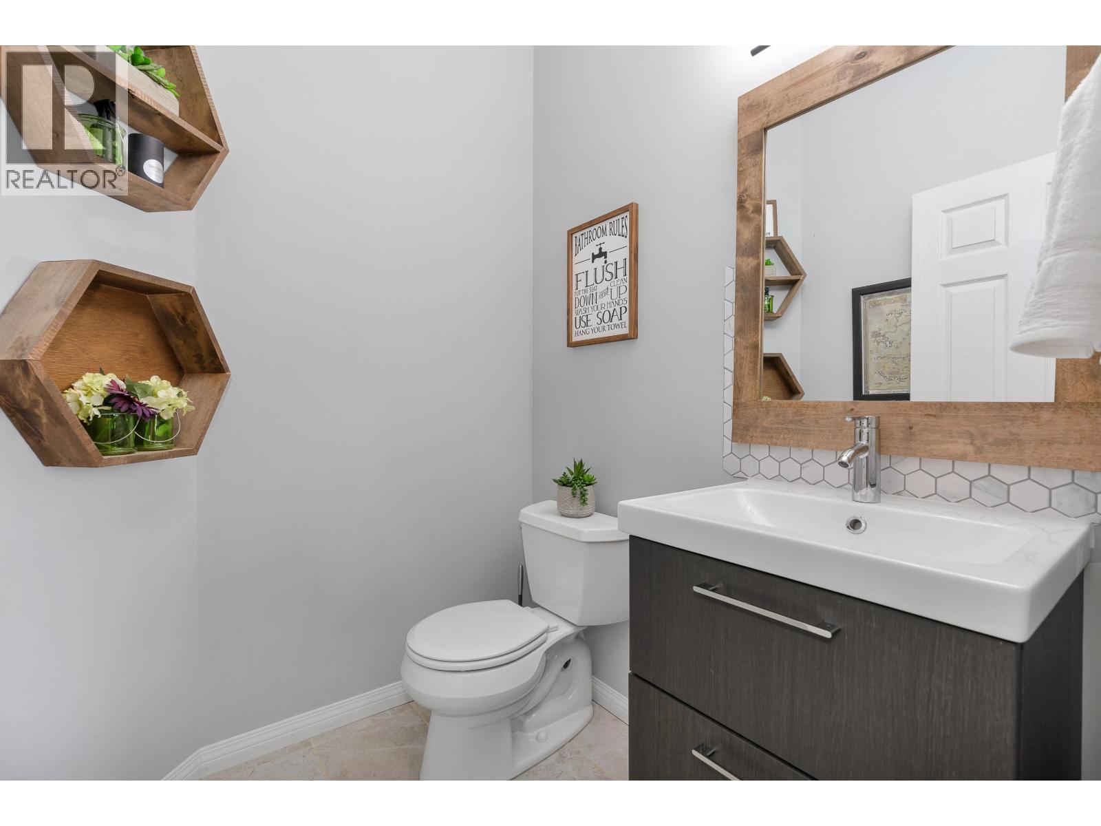 Photo 14 of 12 1055 Riverwood Gate, Port Coquitlam BC