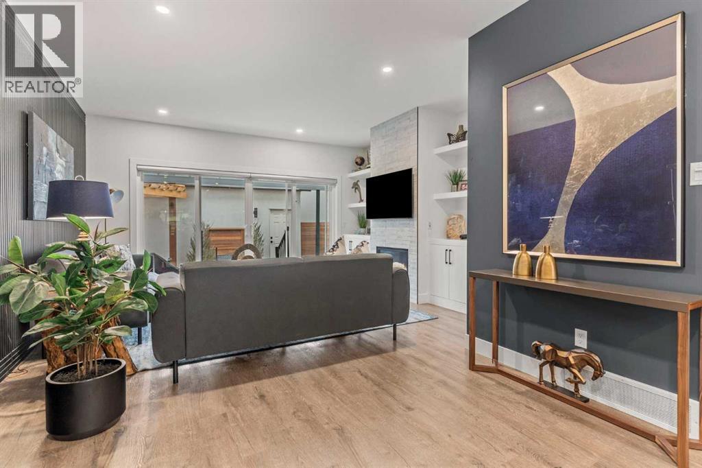 Single Family House for Sale in B  Street NW Bowness Calgary 