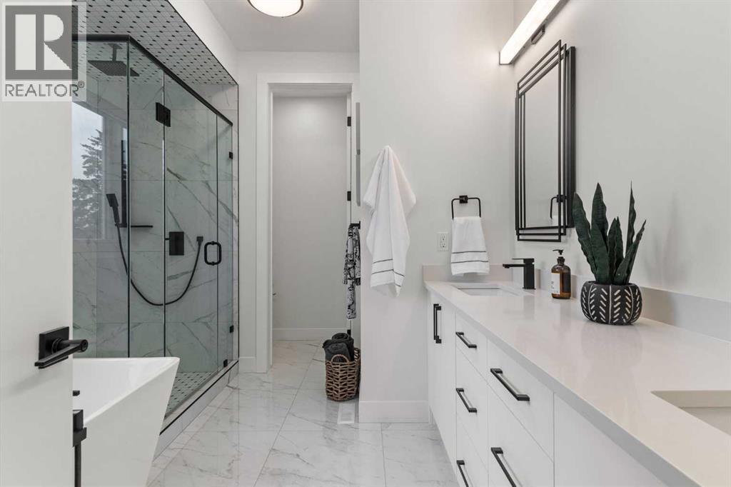 Single Family House for Sale in B  Street NW Bowness Calgary 