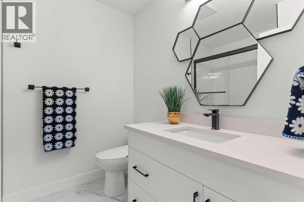 Single Family House for Sale in B  Street NW Bowness Calgary 