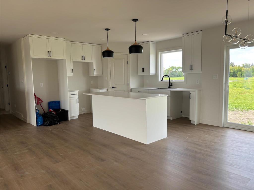 Photo 22 of 203 Wyndham Estate Drive, Steinbach MB