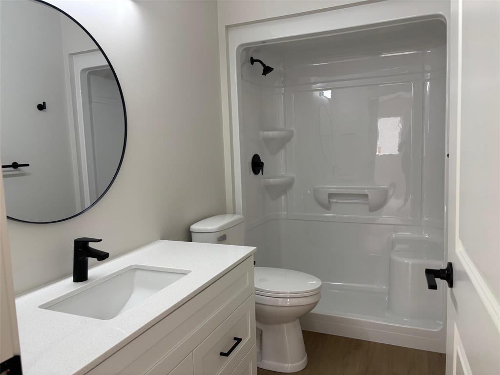 Photo 20 of 203 Wyndham Estate Drive, Steinbach MB