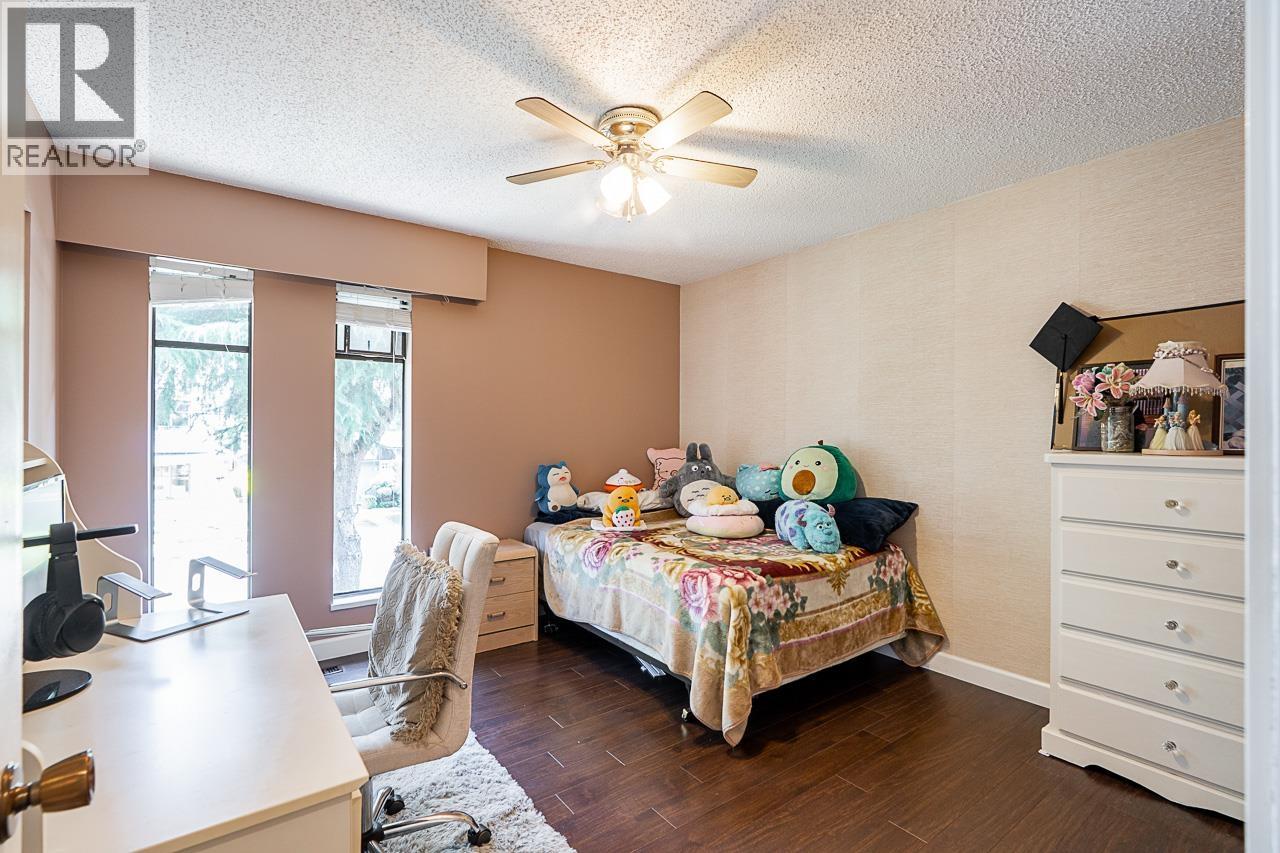 Photo 10 of 2283 Cliff Avenue, Burnaby BC