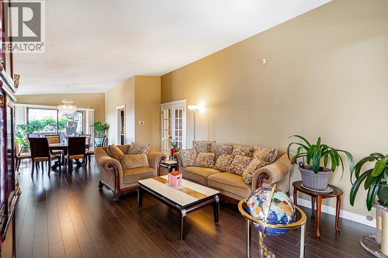 Photo 8 of 2283 Cliff Avenue, Burnaby BC
