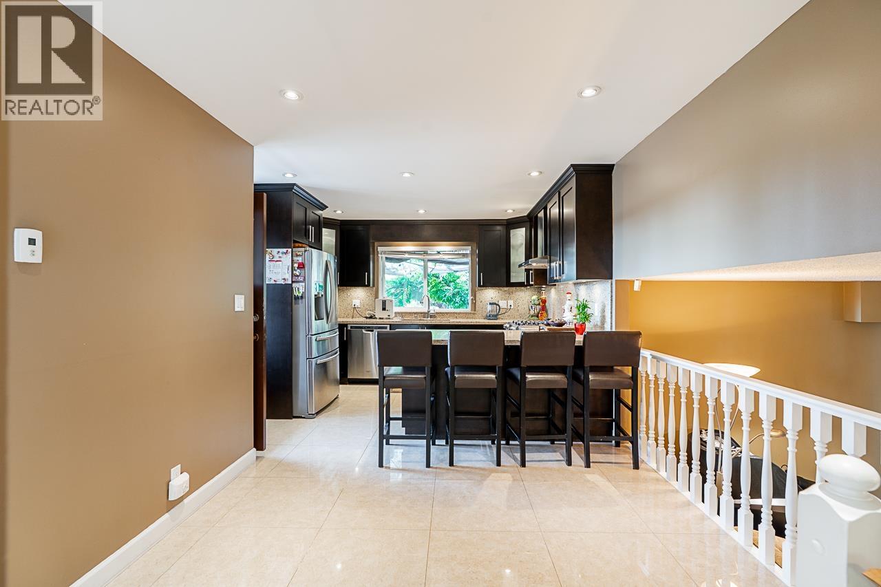 Photo 30 of 2283 Cliff Avenue, Burnaby BC