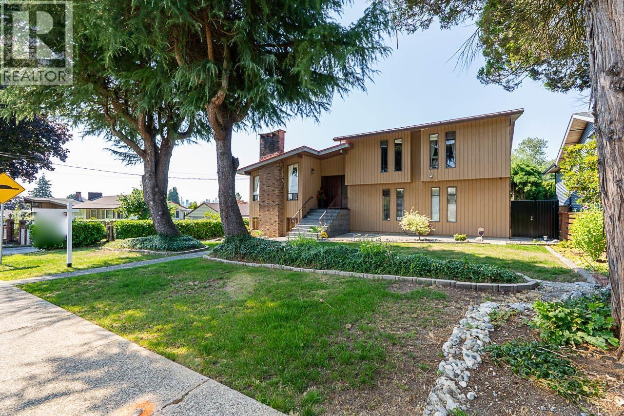 Photo 11 of 2283 Cliff Avenue, Burnaby BC