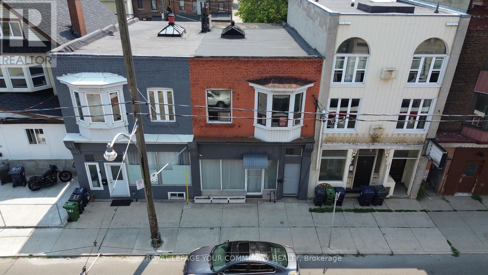 Photo 4 of Upper Floor 1075 Gerrard Street E, Toronto ON