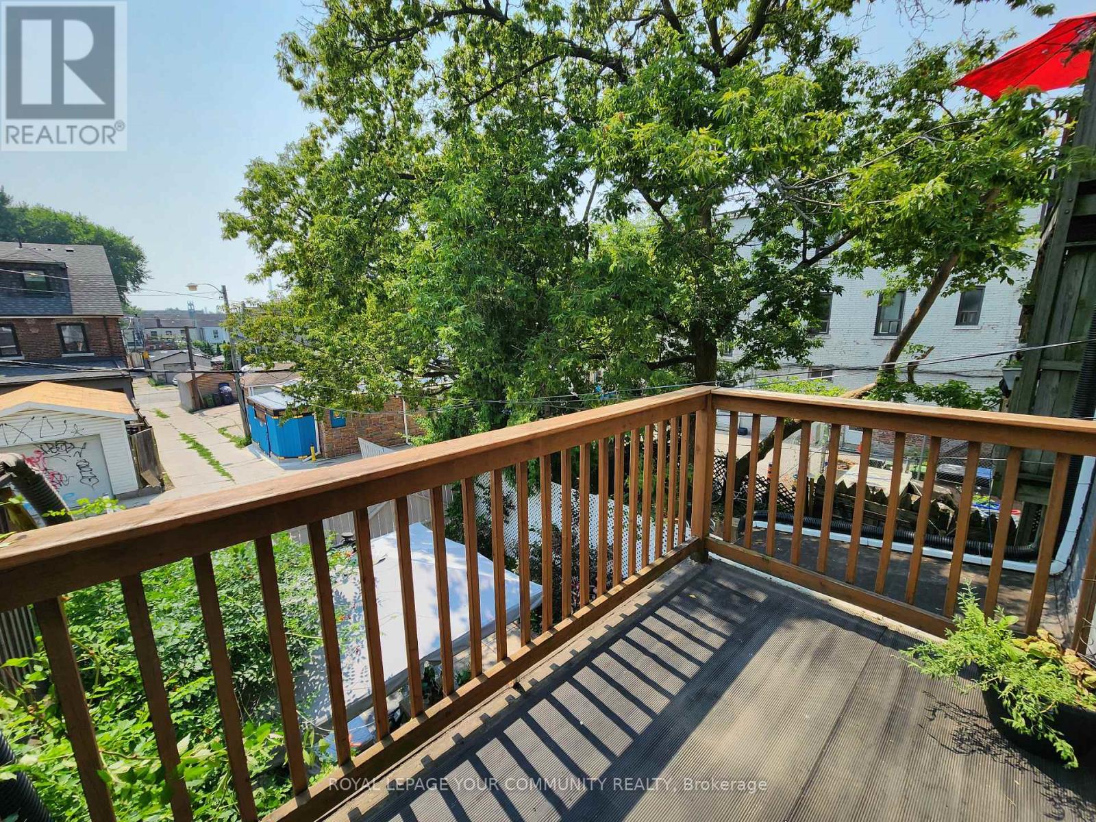 Photo 6 of Upper Floor 1075 Gerrard Street E, Toronto ON