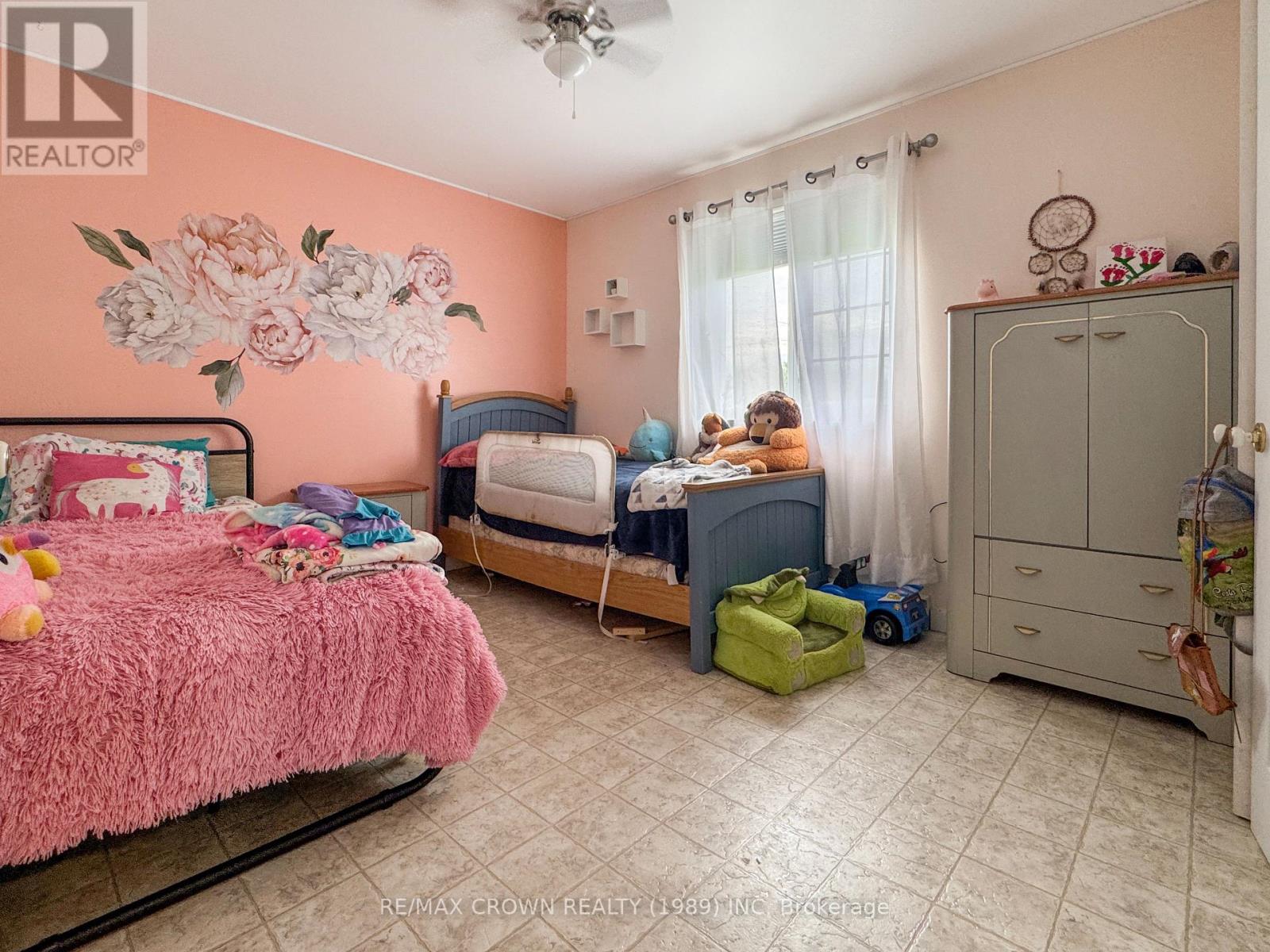 Photo 16 of 171 583 Highway S, Hearst ON