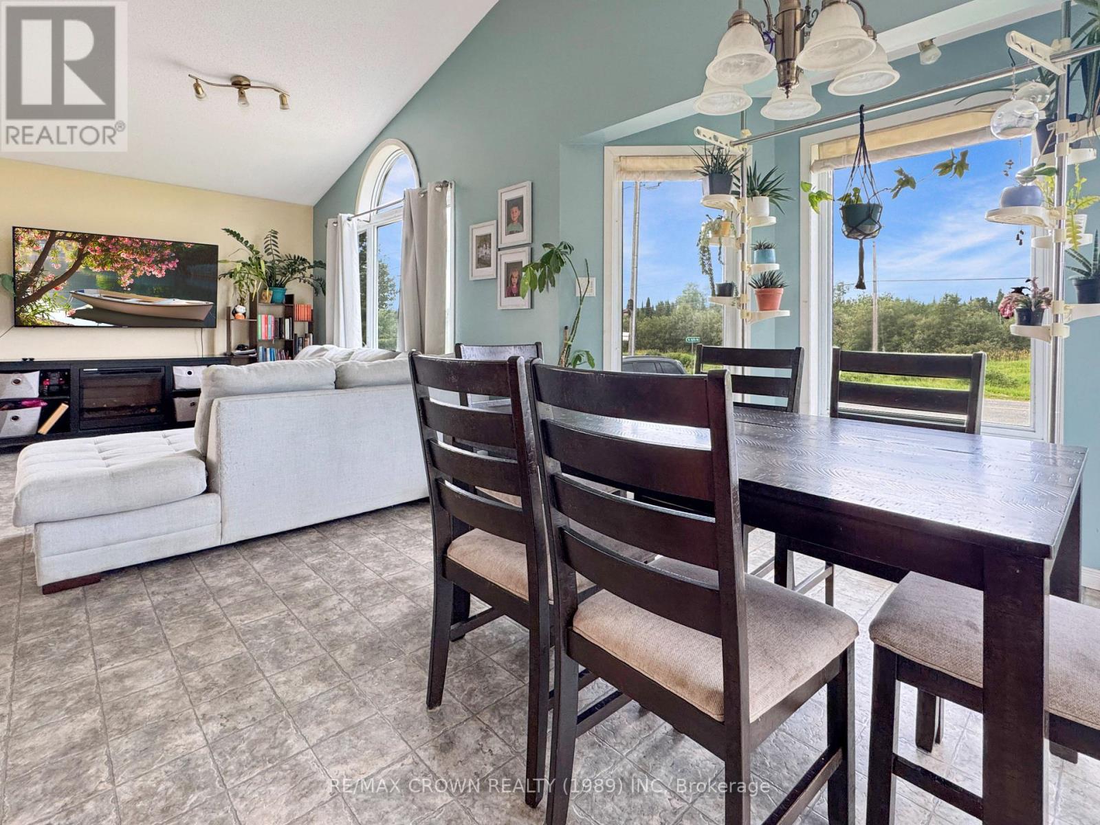 Photo 19 of 171 583 Highway S, Hearst ON