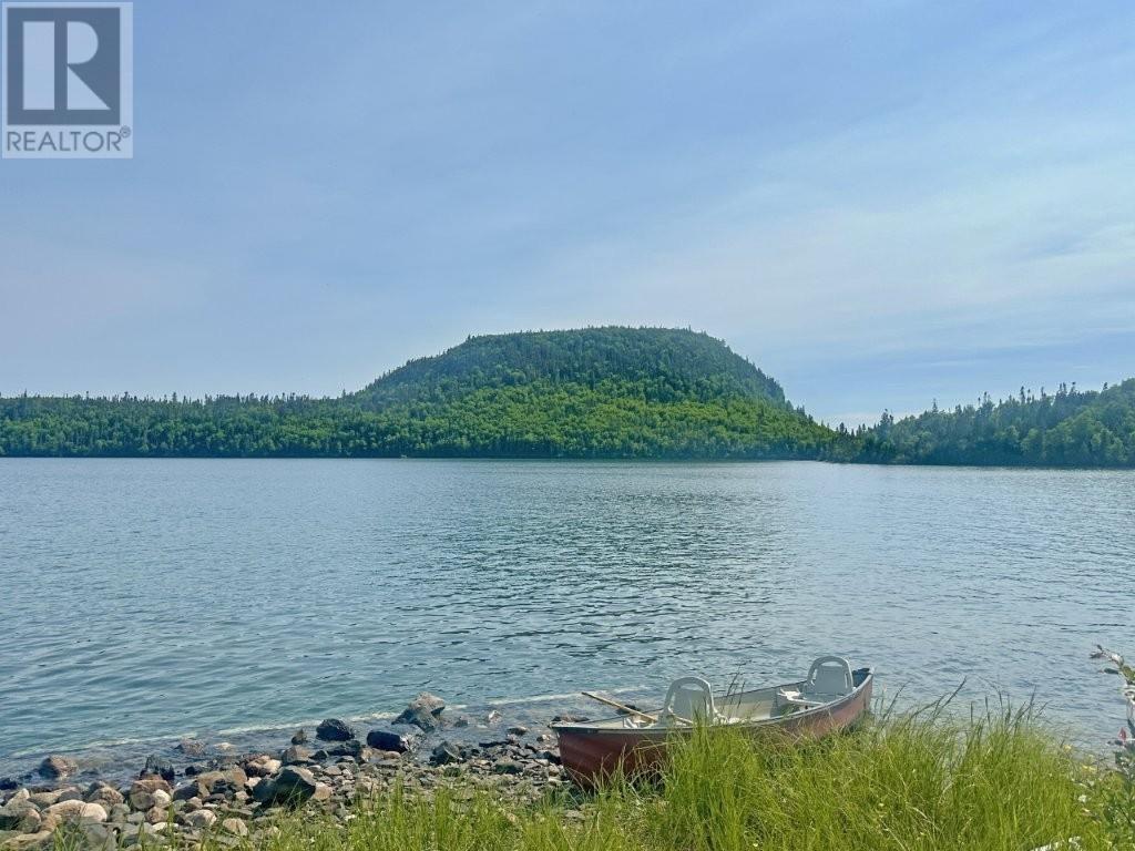 Photo 16 of 833 Whisper Bay Lane, Rossport ON