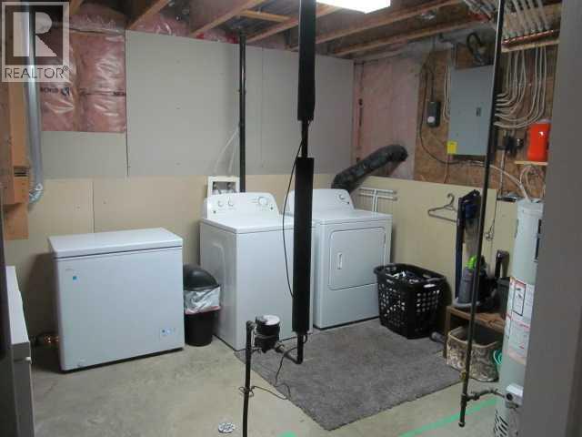 Photo 2 of 9204 102nd Avenue, Sexsmith AB