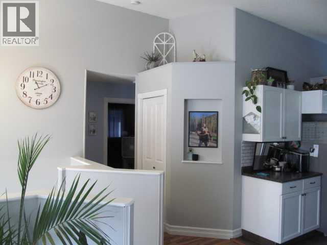 Photo 14 of 9204 102nd Avenue, Sexsmith AB
