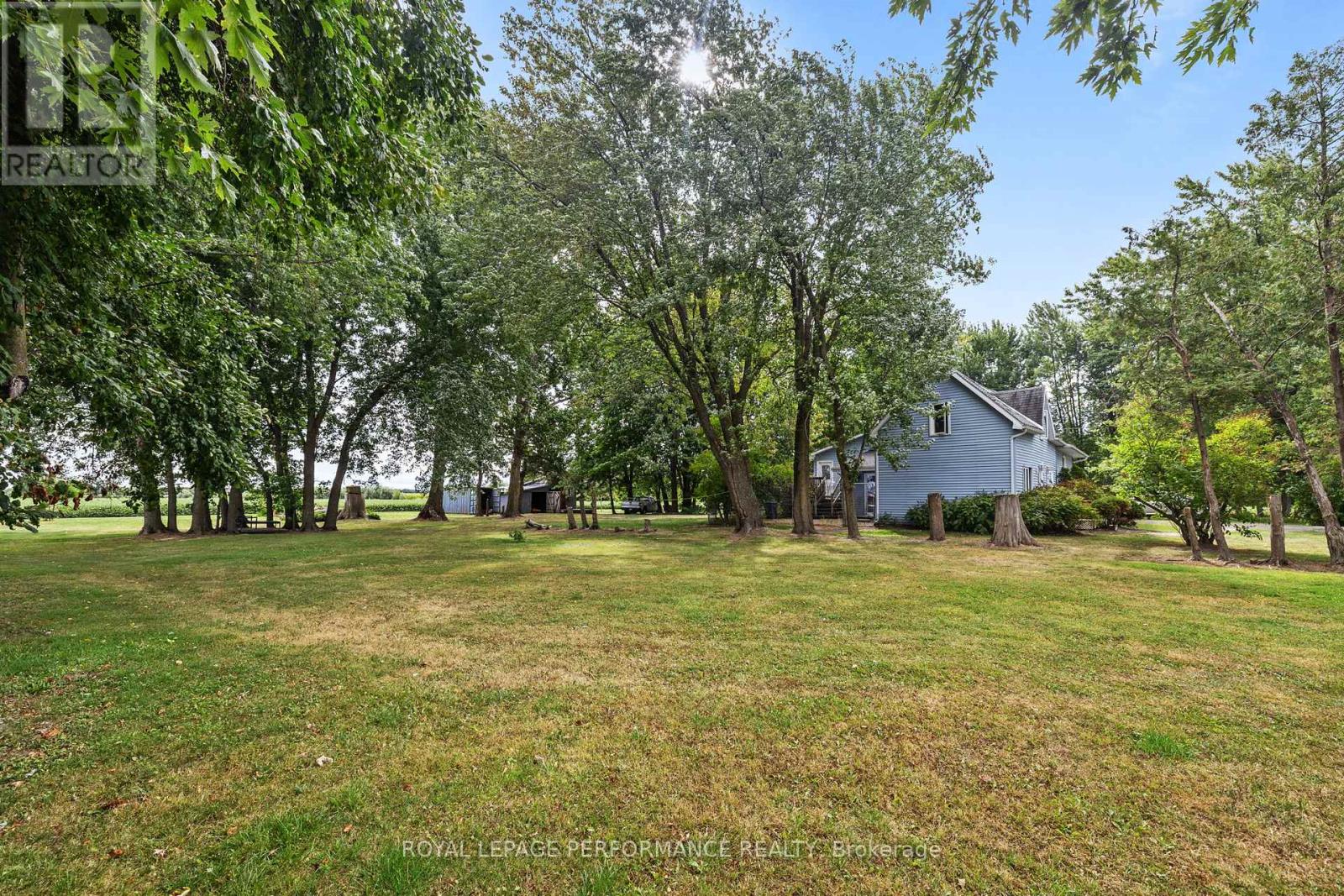 Photo 6 of 721 St Thomas Road, Russell ON