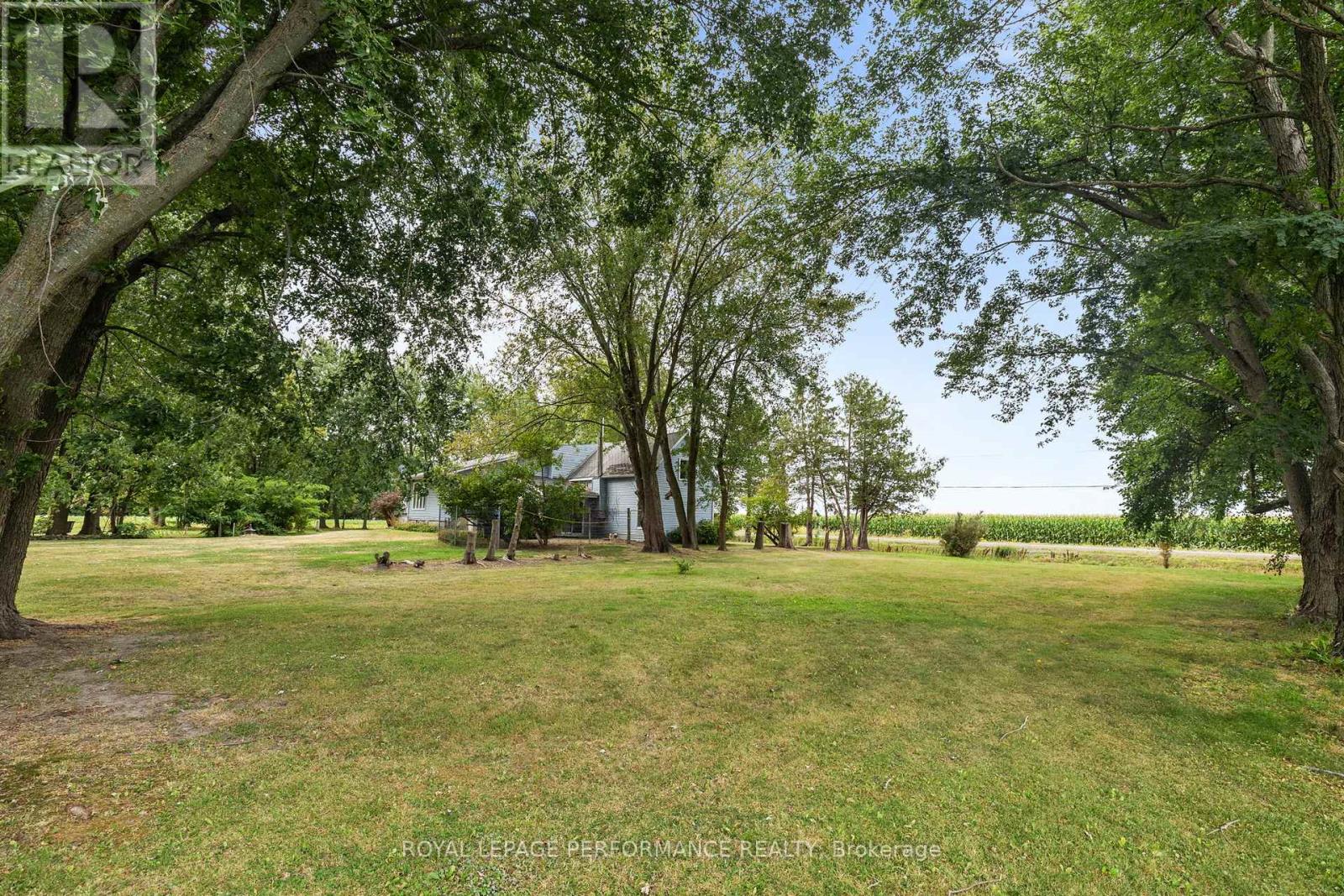Photo 38 of 721 St Thomas Road, Russell ON