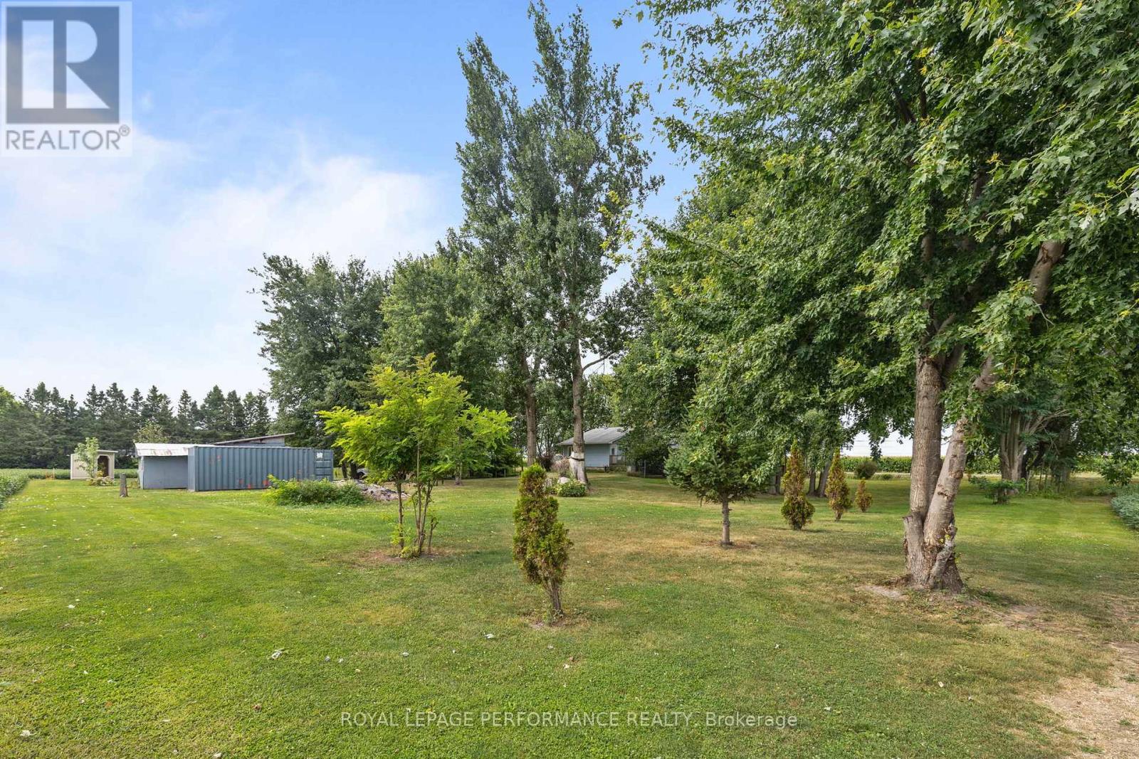 Photo 8 of 721 St Thomas Road, Russell ON