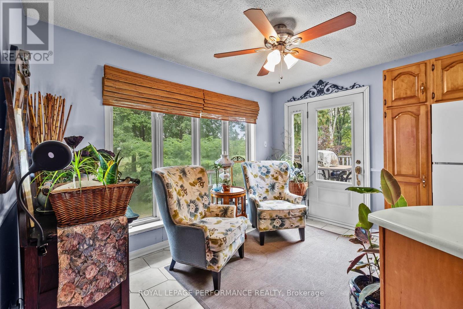 Photo 41 of 721 St Thomas Road, Russell ON