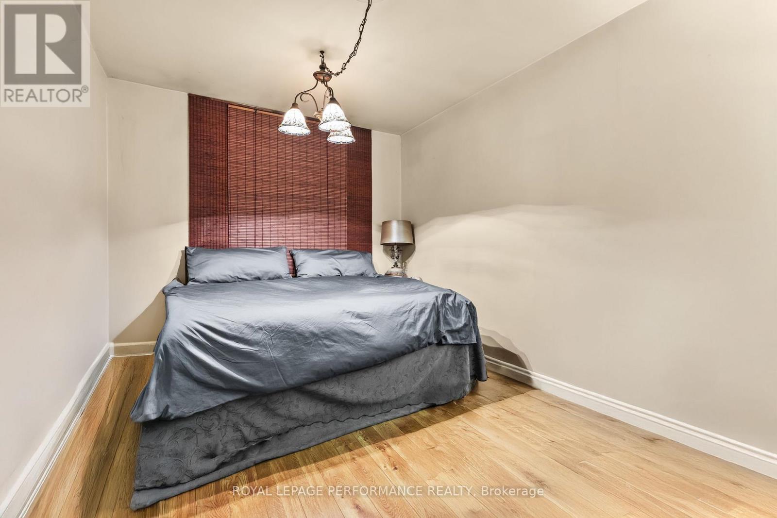 Photo 22 of 721 St Thomas Road, Russell ON