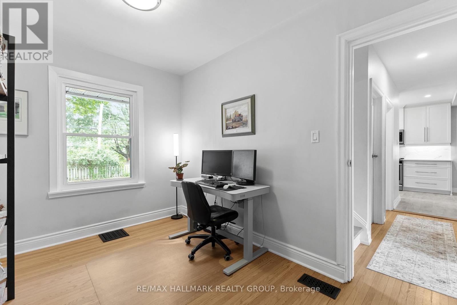 Photo 15 of 1622 Drake Avenue, Ottawa ON