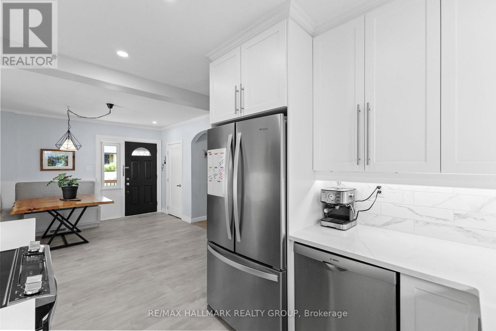 Photo 8 of 1622 Drake Avenue, Ottawa ON