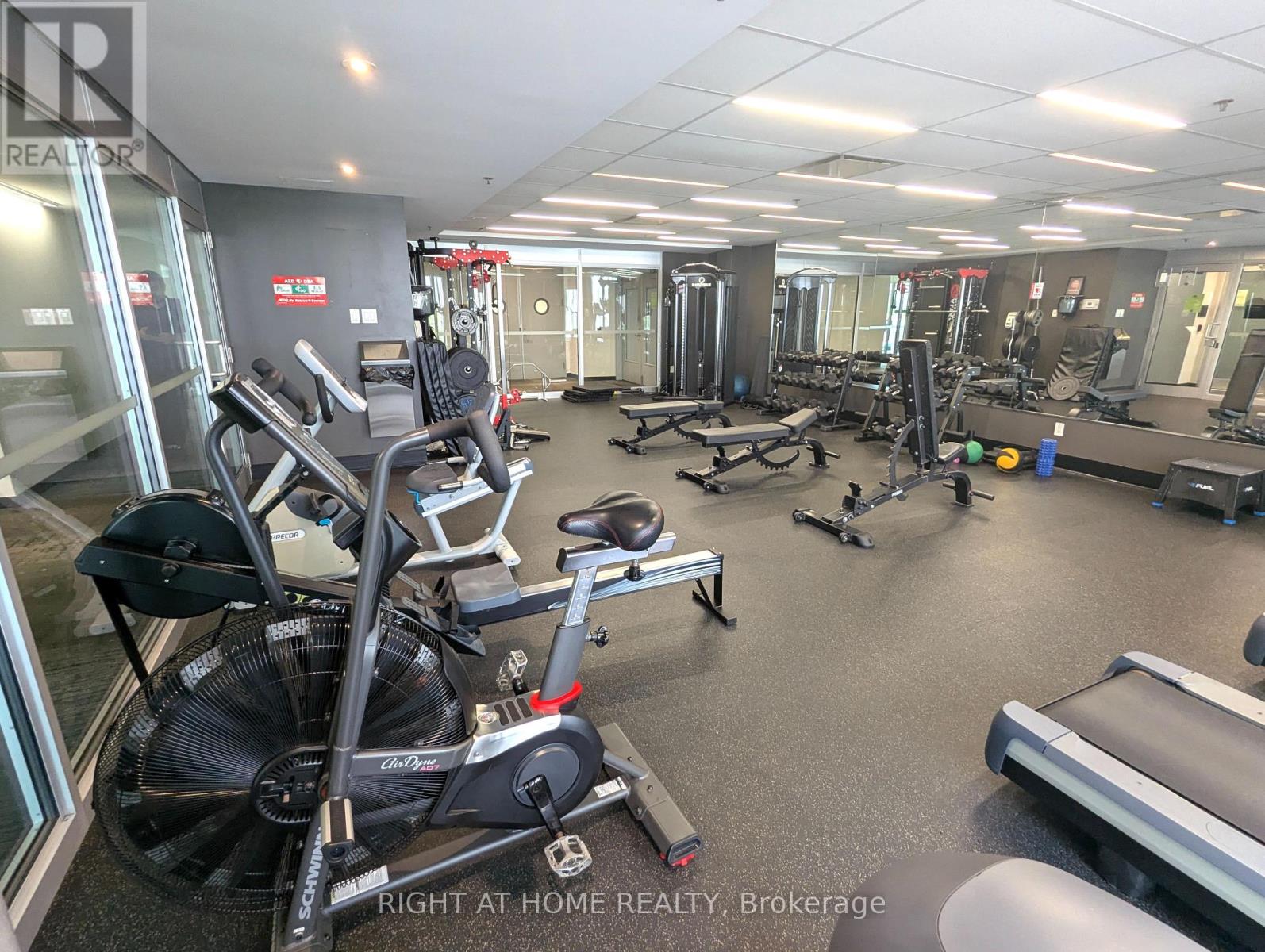 Photo 13 of 2404 40 Nepean Street, Ottawa ON