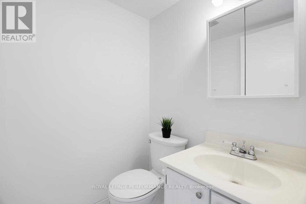 Photo 36 of 301 2625 Regina Street, Ottawa ON