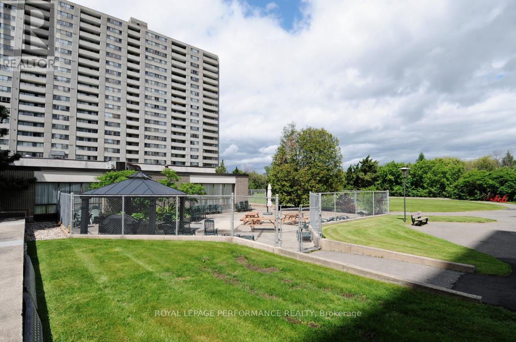 Photo 24 of 301 2625 Regina Street, Ottawa ON