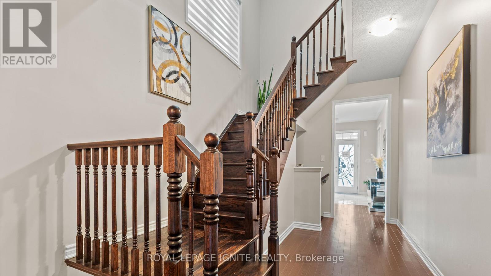 Photo 33 of 60 Westfield Drive, Whitby ON