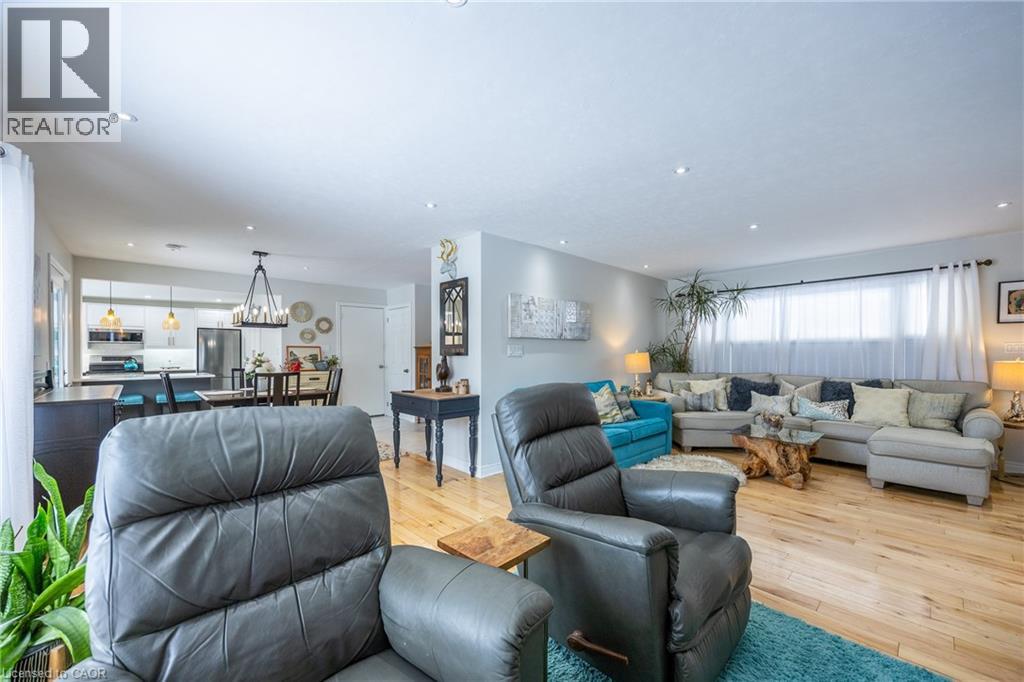 Photo 38 of 6 Ryerse Crescent, Port Dover ON