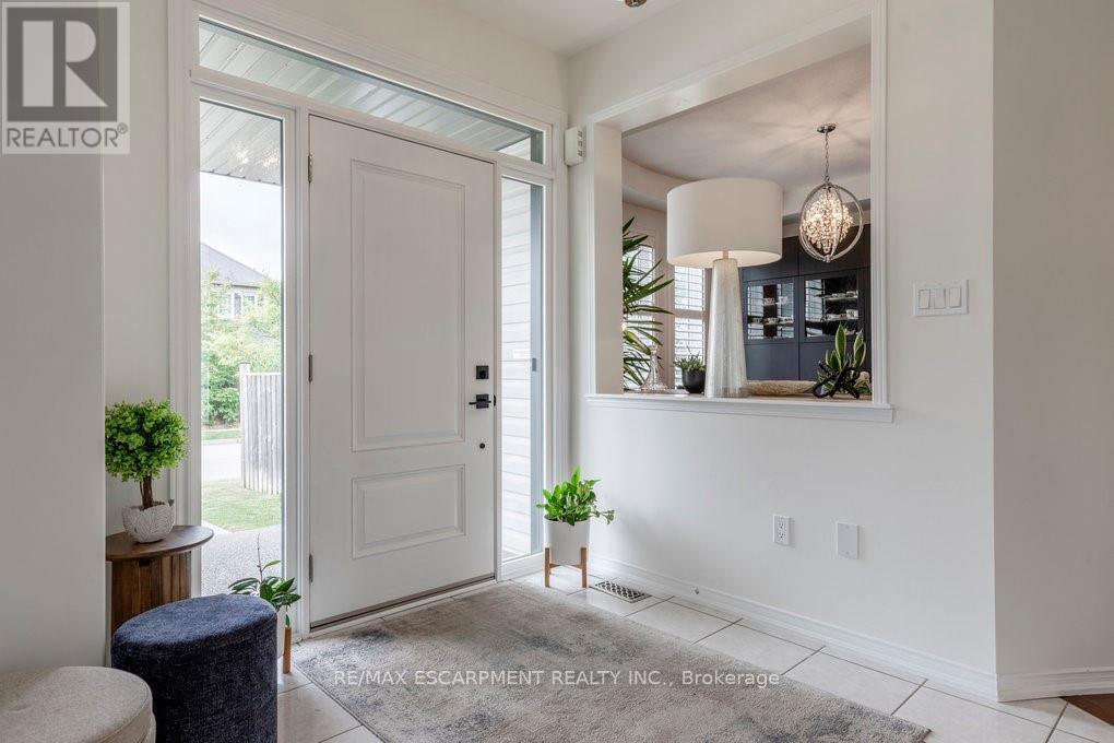 Photo 1 of 44 Fowler Drive, Hamilton ON