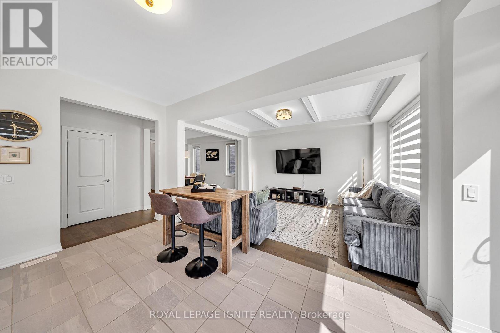 Photo 16 of 163 Spitfire Drive, Hamilton ON
