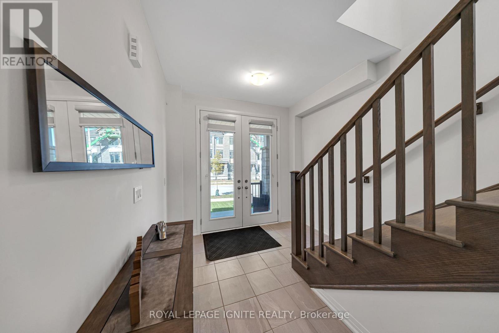 Photo 21 of 163 Spitfire Drive, Hamilton ON