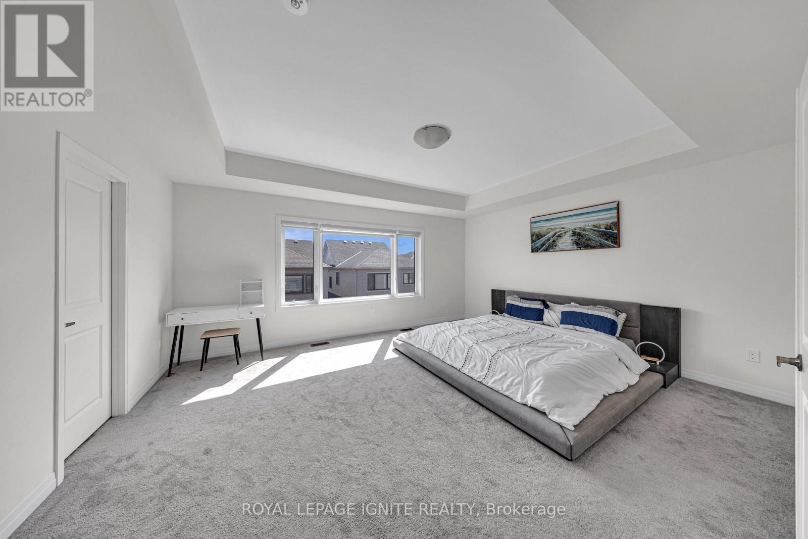 Photo 28 of 163 Spitfire Drive, Hamilton ON