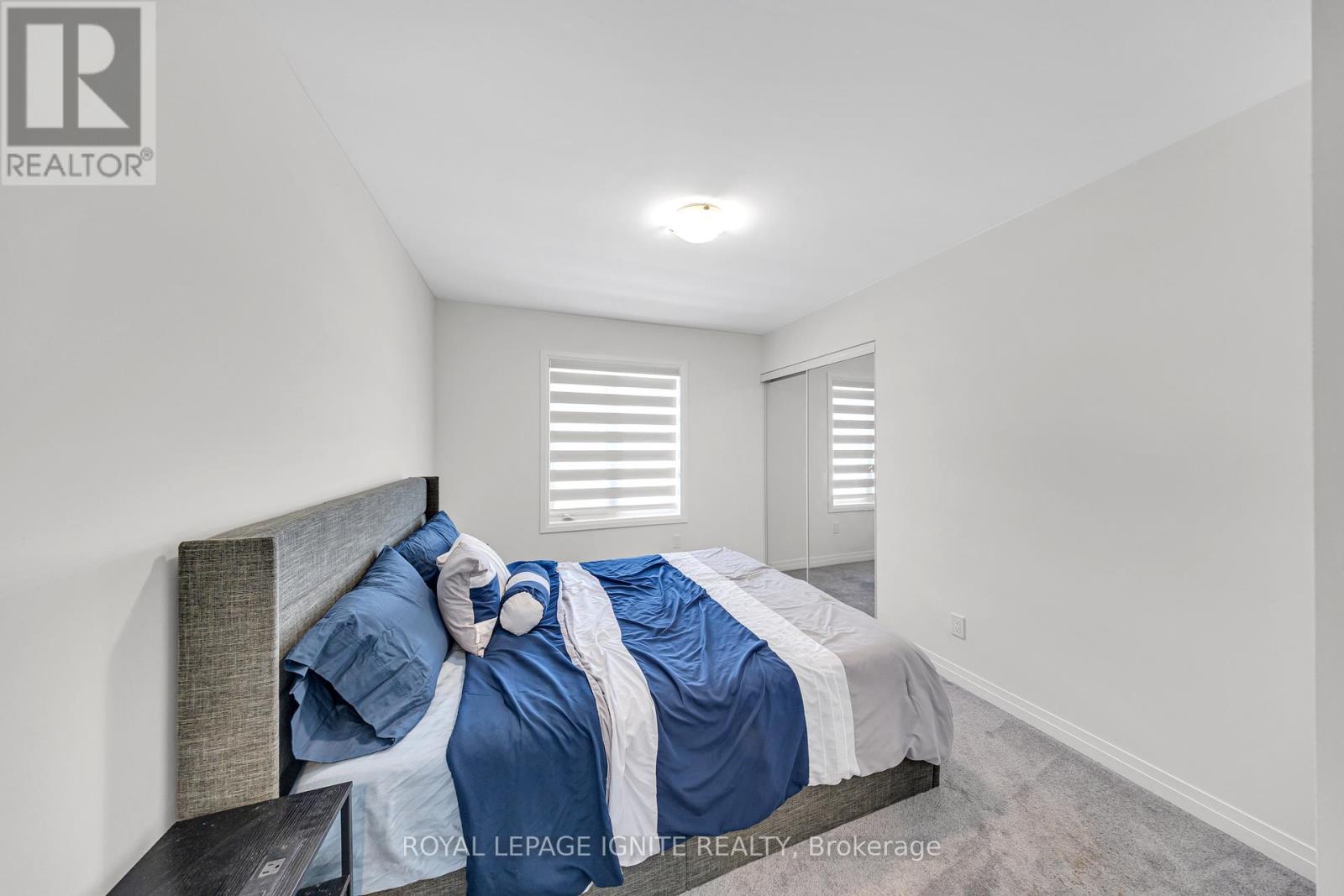 Photo 34 of 163 Spitfire Drive, Hamilton ON